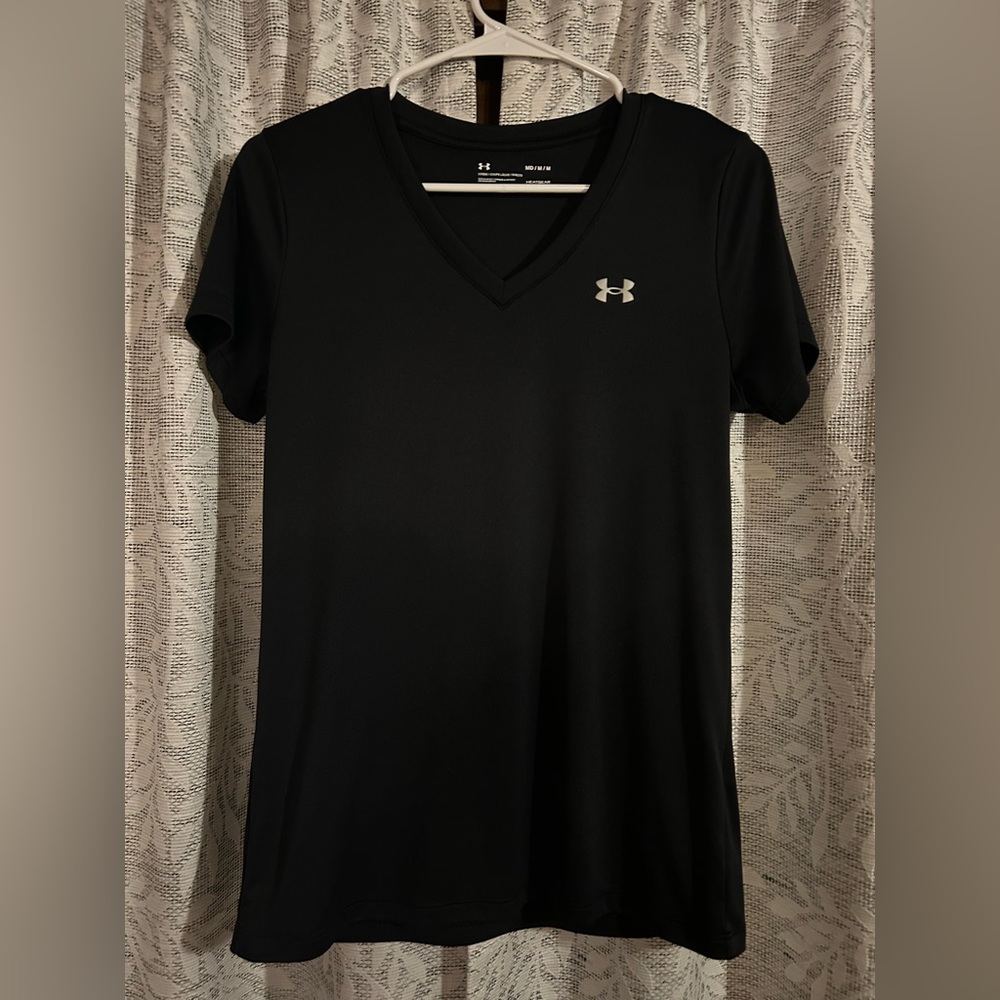 Under Armour Women's Black V-Neck Top